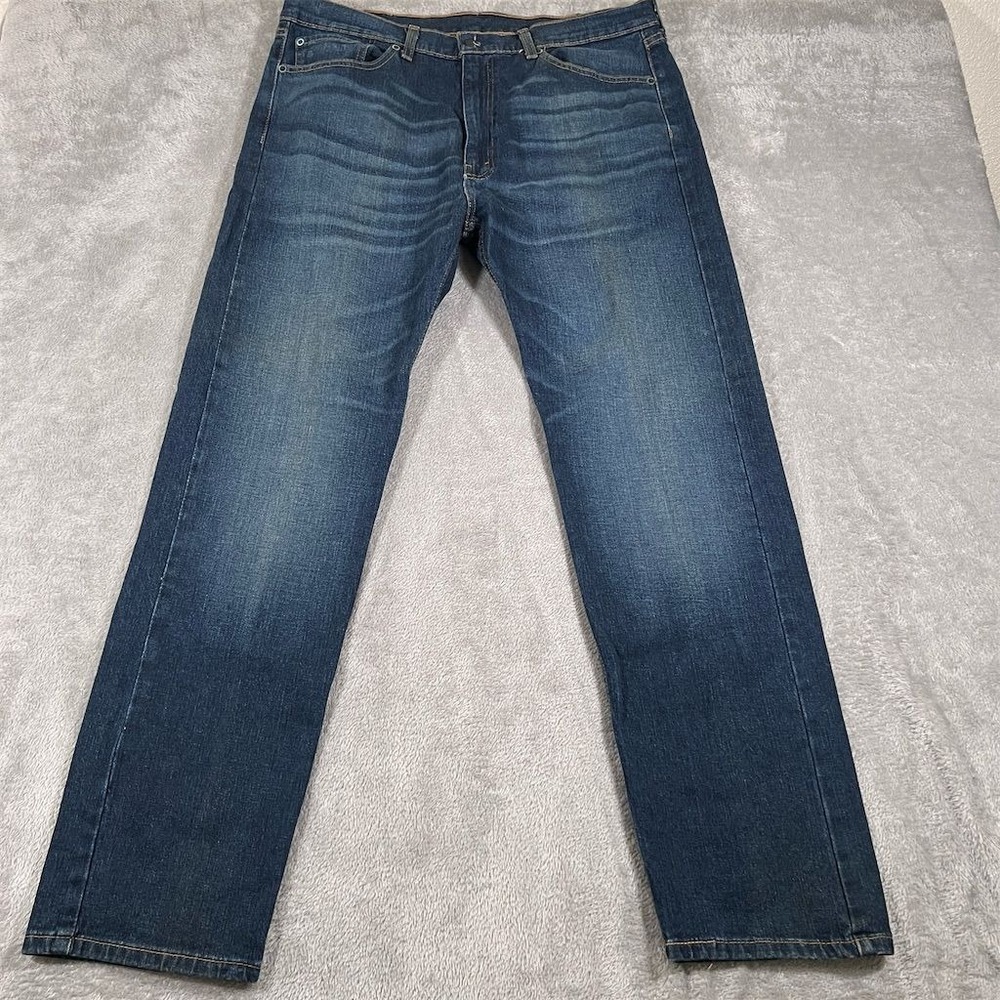 Levis Jeans Mens 38x32 Blue 505 Straight Fit Medium Wash Denim Casual